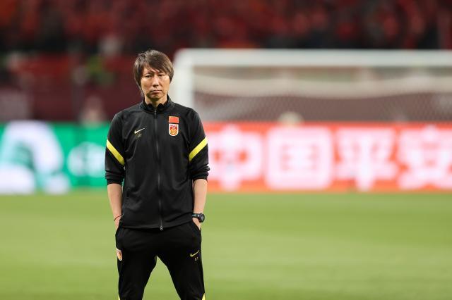 开云平台-国足12强赛名单：王刚回归 广州8人国安泰山各6人